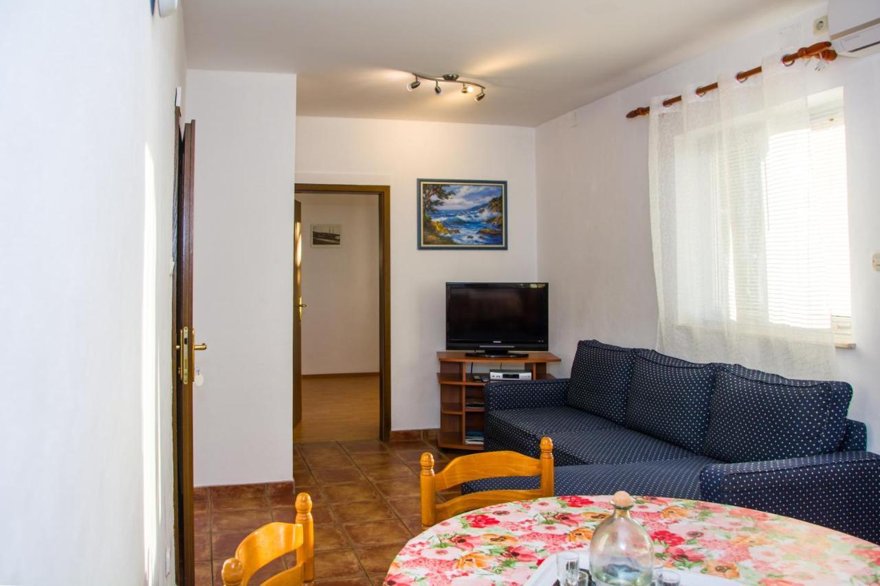 Apartments With A Parking Space Senj - 11520 Ngoại thất bức ảnh