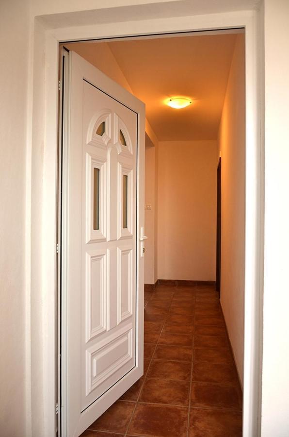Apartments With A Parking Space Senj - 11520 Ngoại thất bức ảnh